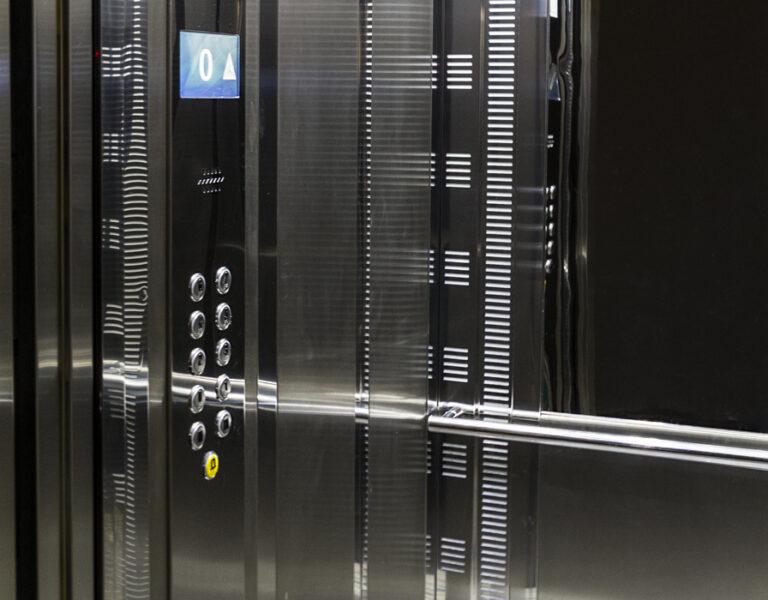 Thang máy tải khách Movilift (MR)